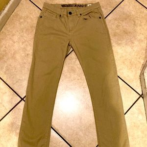 Selling London skinny khaki pants